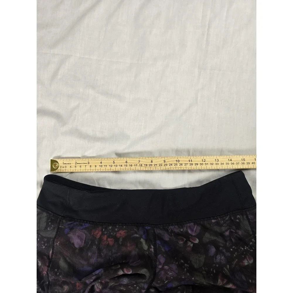 Lululemon Shorts Womens 8 Black Floral Running Lined 3 Inseam Athletic